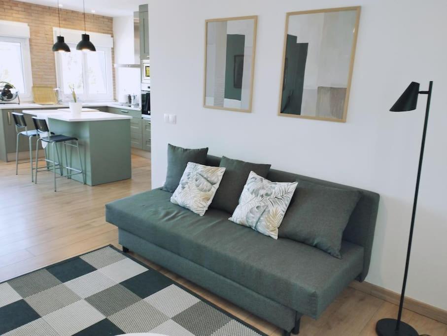 Precioso Apartamento En Pamplona Junto Al Centro Exteriör bild